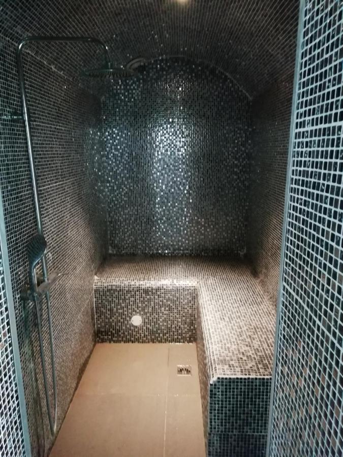 Le Gite Du Chtihameau Avec Piscine Interieure Privative, Selon Date Bassee מראה חיצוני תמונה