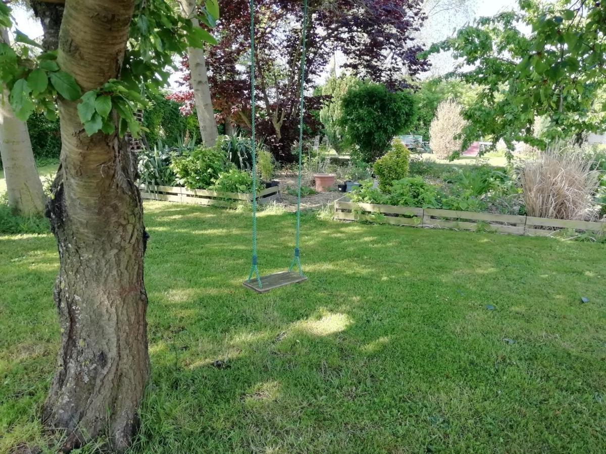Le Gite Du Chtihameau Avec Piscine Interieure Privative, Selon Date Bassee מראה חיצוני תמונה